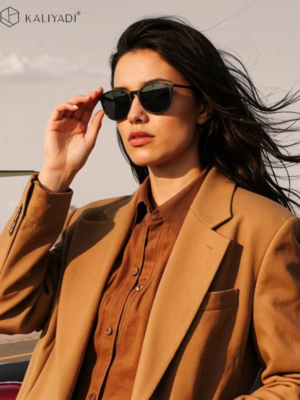 Trendy Polarized Sunglasses for Women - UV400 Retro Style for Beach & Parties